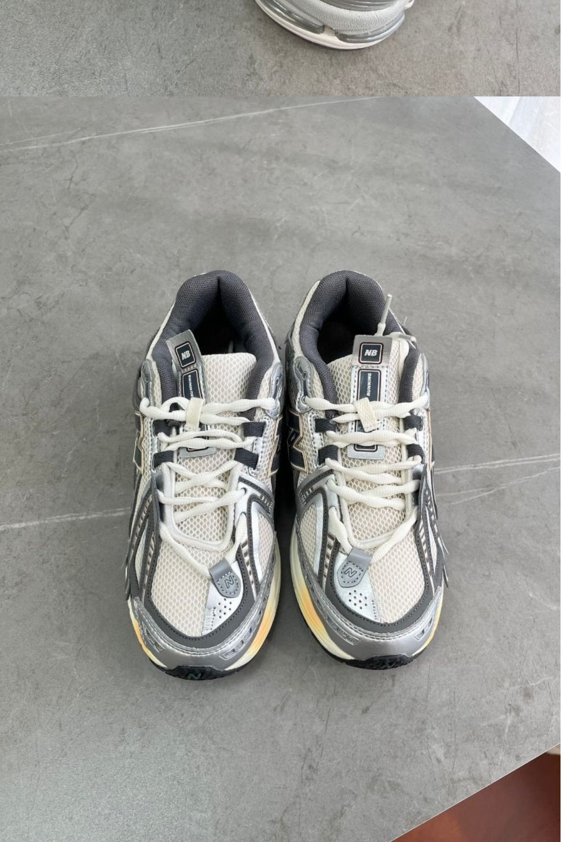 New Balance 1906A Silver Gold