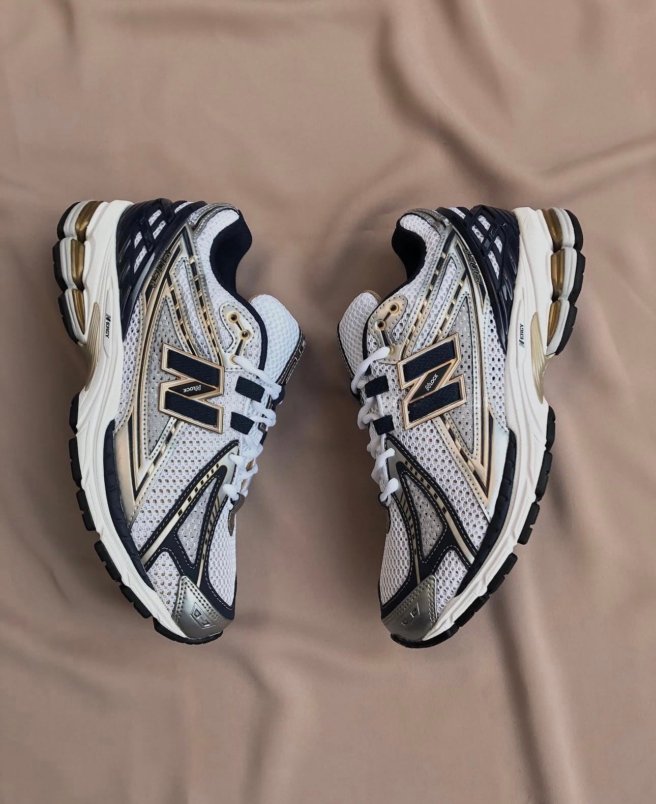 New Balance 1906R White Gold