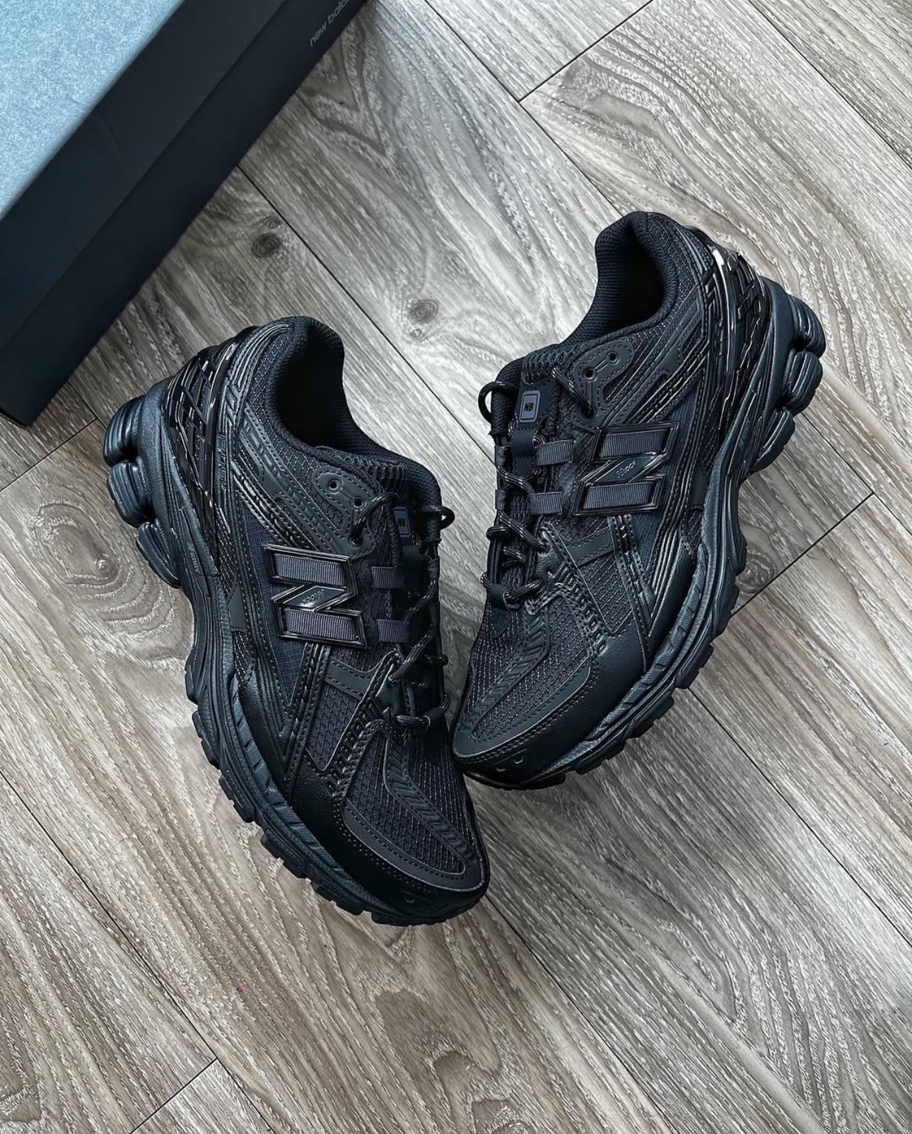 New Balance 1906R Black
