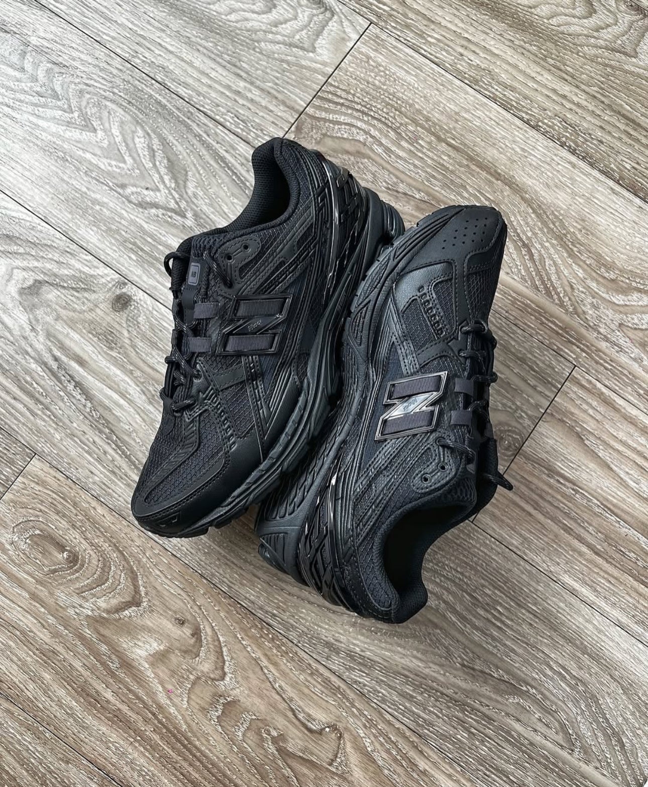 New Balance 1906R Black