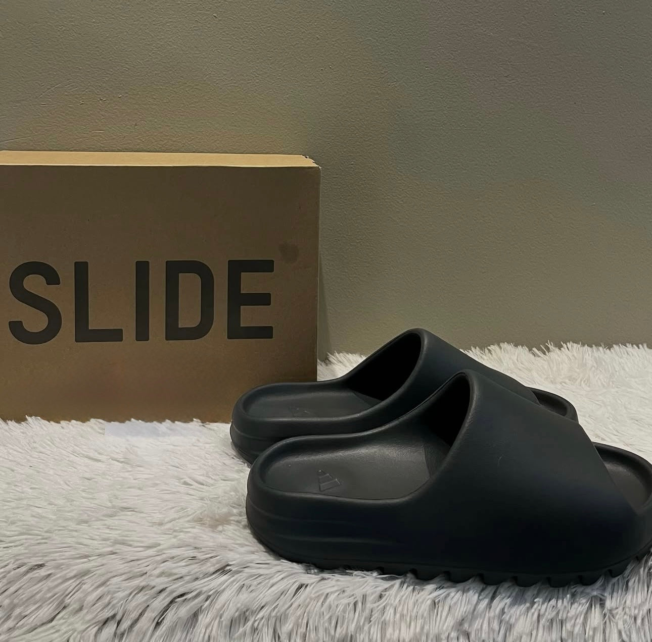 Yezzy Slides Negras