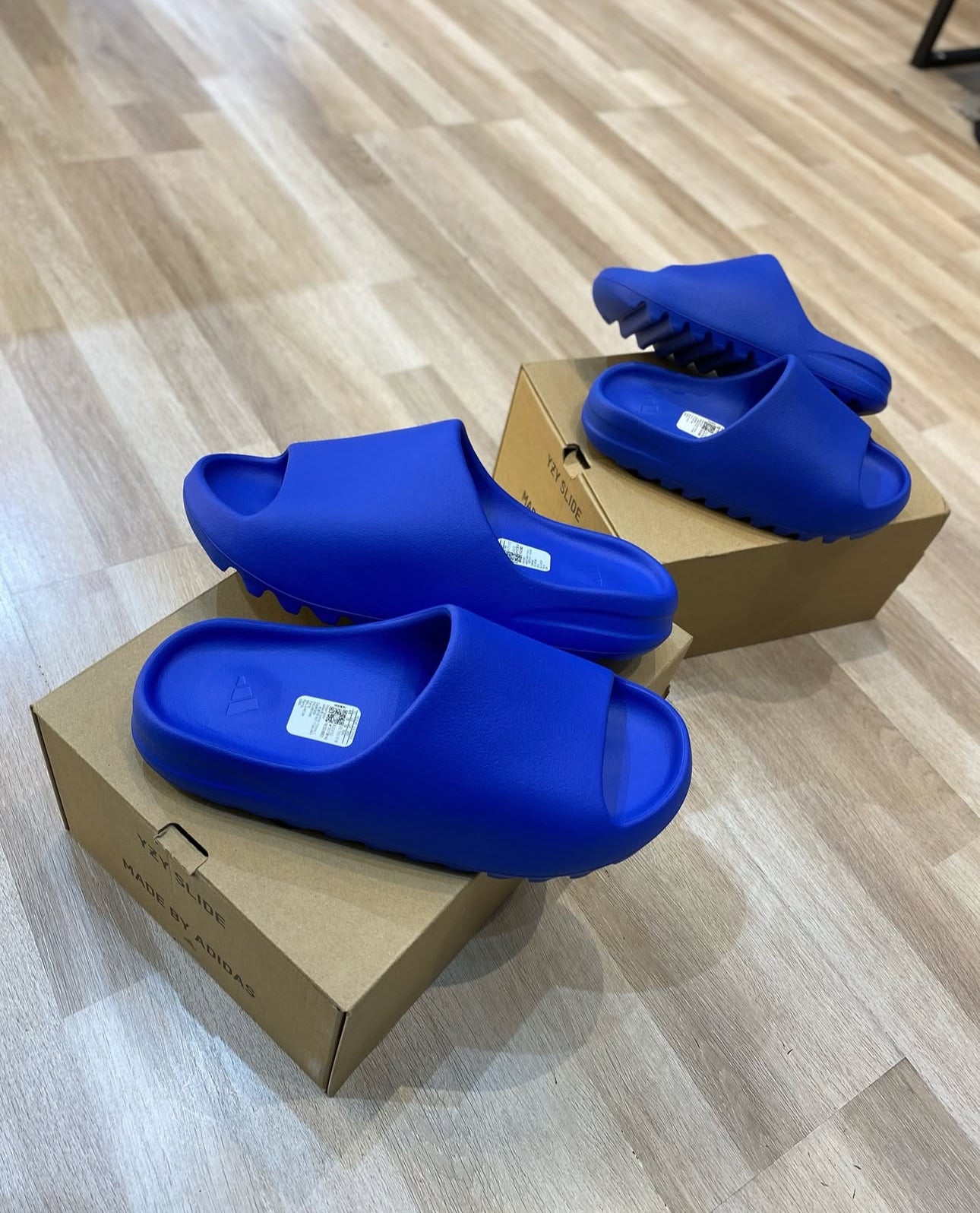 Yezzy Slides Azure
