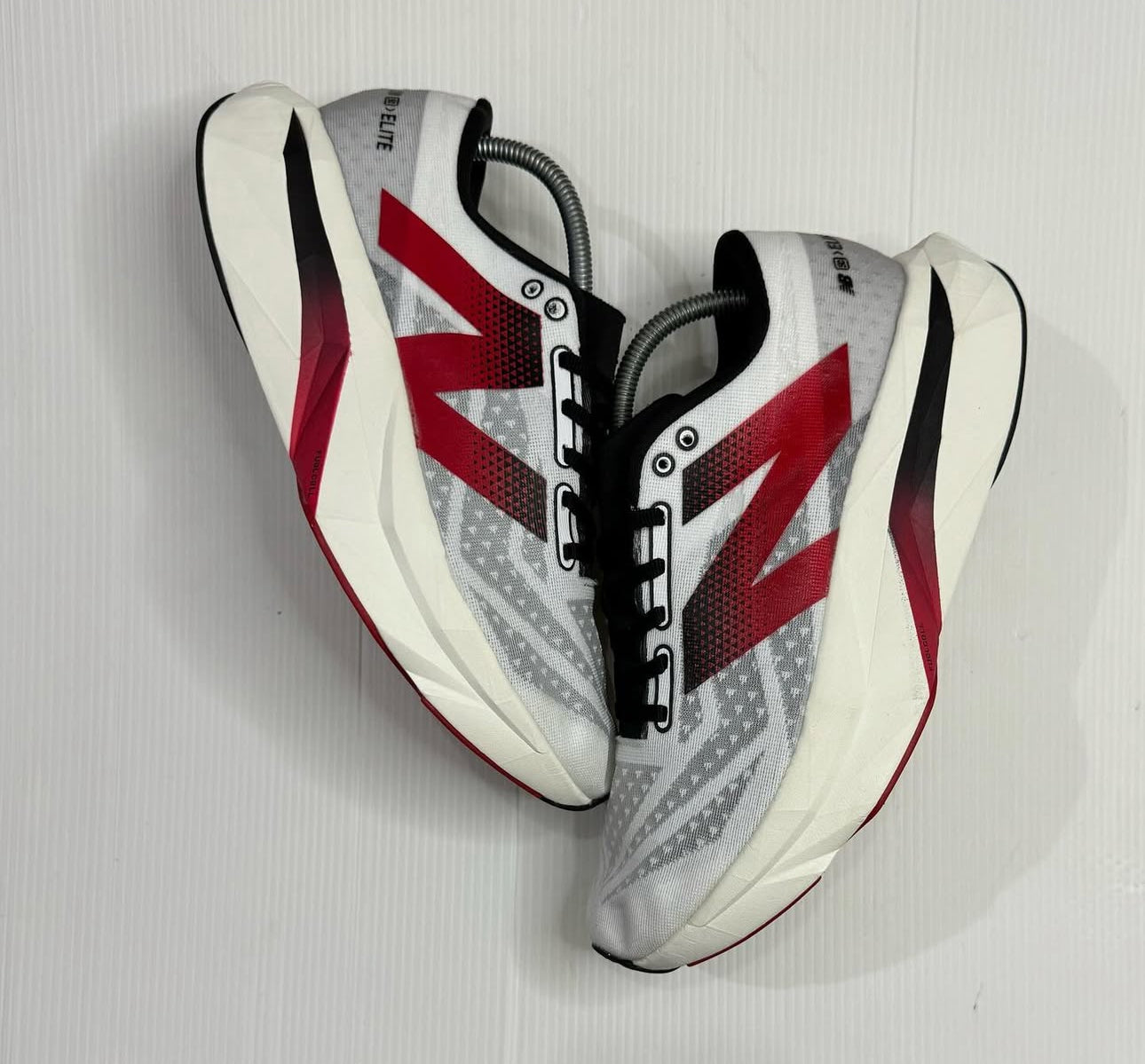 New Balance FuelCell Red